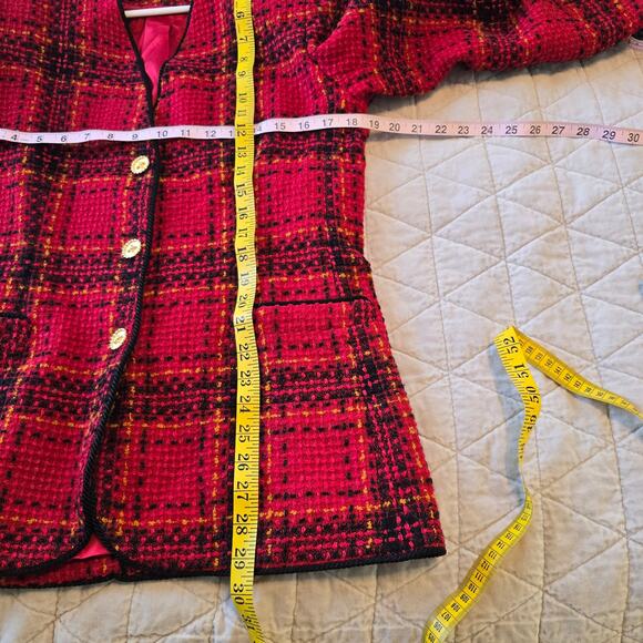 Vintage Leslie Fay Blazer Women's 8 Red Plaid Boucle Gold Button Classic Festive - Picture 11 of 11
